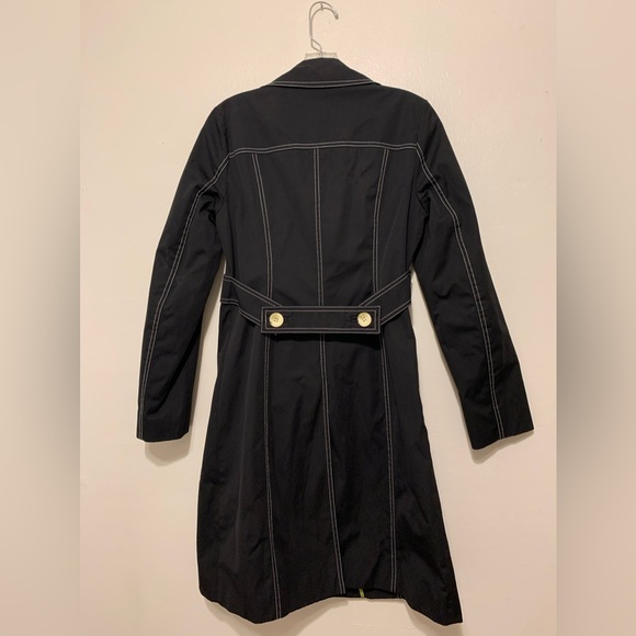 Michael Kors raincoat in black. Size XS. - Picture 2 of 2